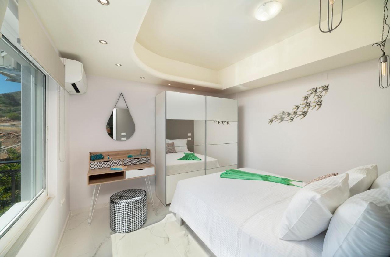Elounda Buena Vista Apartments ภายนอก รูปภาพ