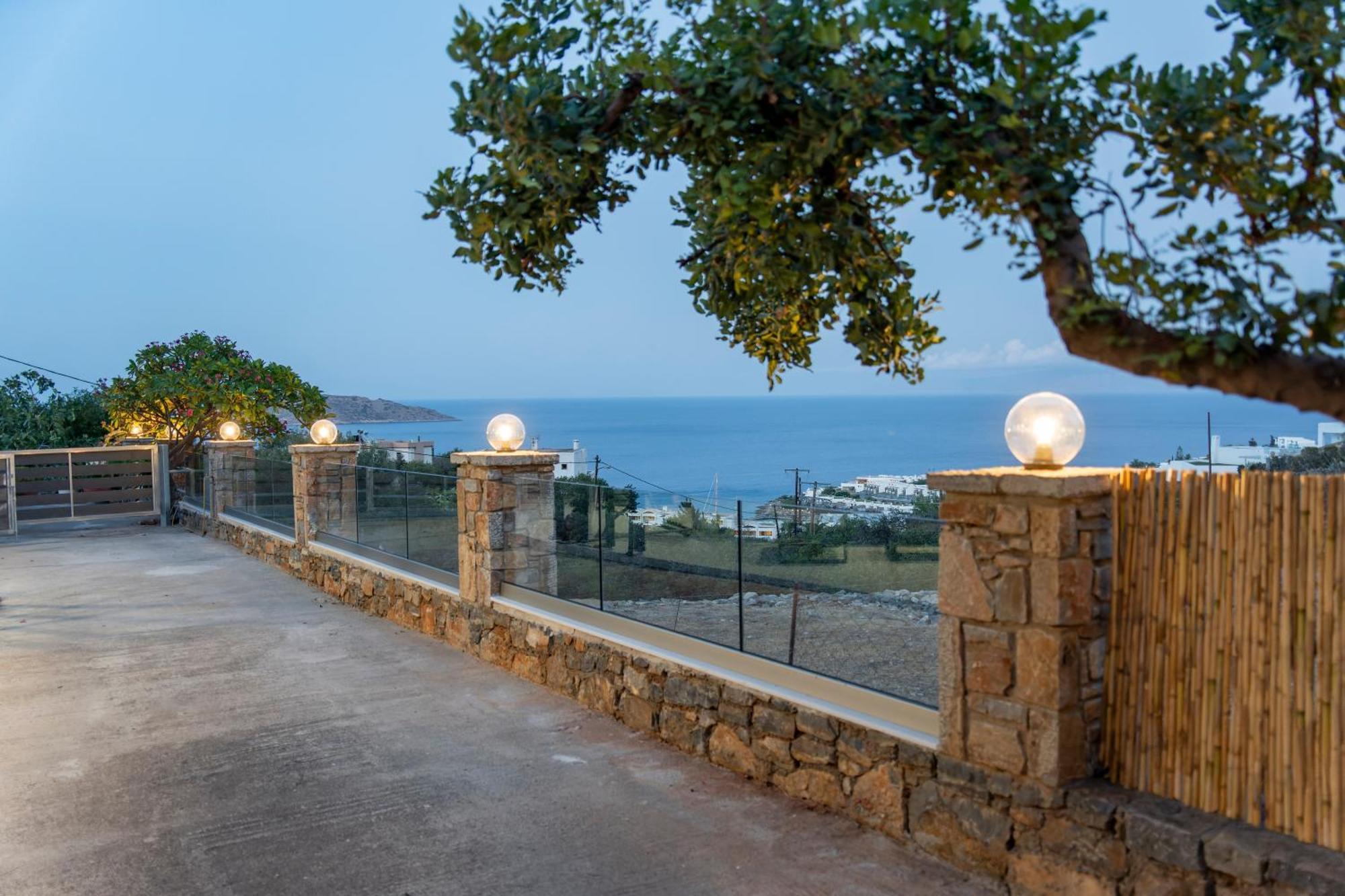 Elounda Buena Vista Apartments ภายนอก รูปภาพ